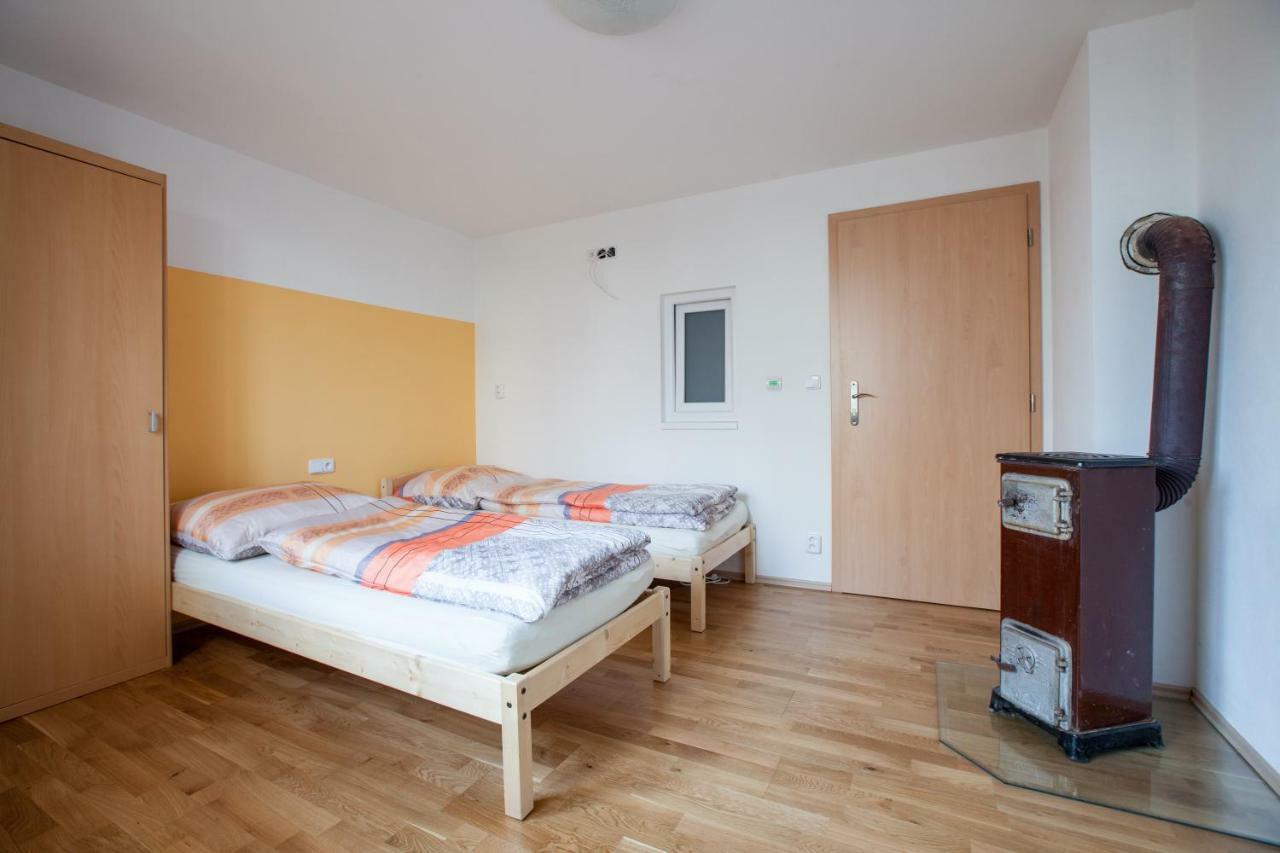 Sklipek Vinarstvi Paul Hotel Velké Bílovice Eksteriør billede
